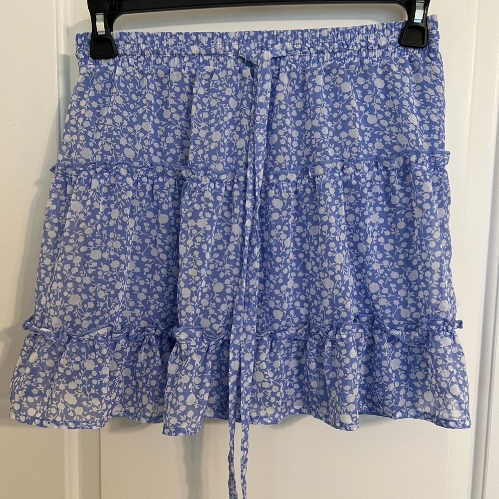 Sienna Sky Blue and White Floral Skater Skirt